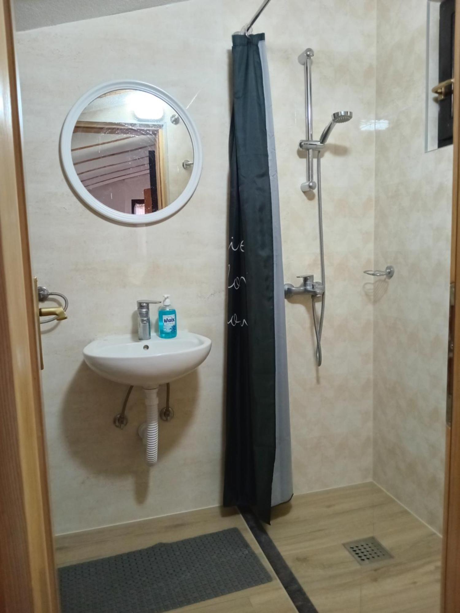 Apartmani Primus Bosanska Gradiska Esterno foto